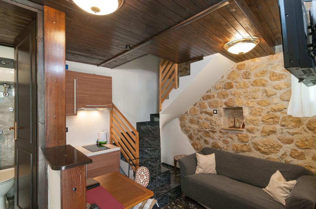 Apartments Larsen 奥米什 外观 照片